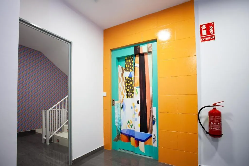 Hotel Kuve Μαρμπέλλα