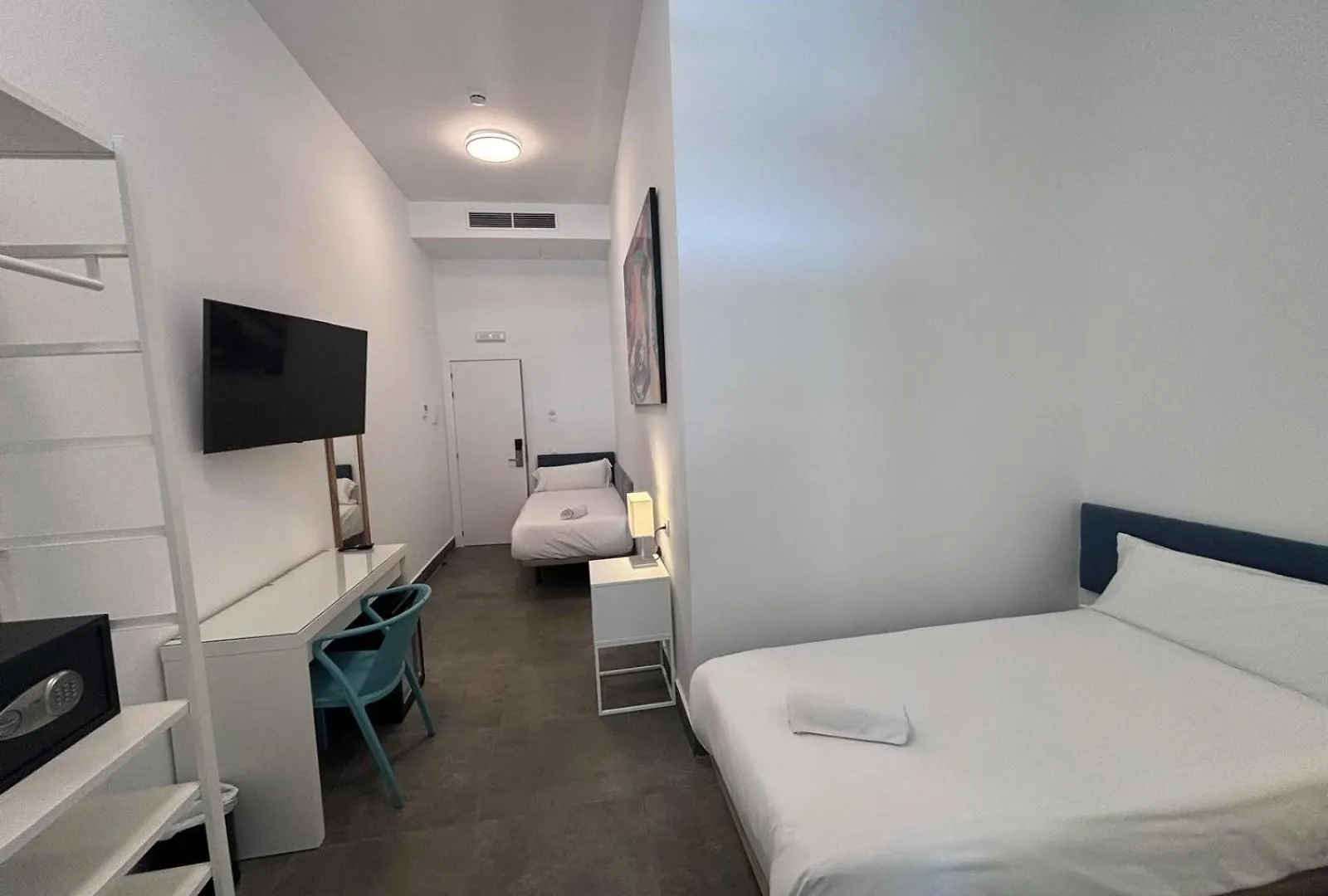 Hotel Kuve Μαρμπέλλα